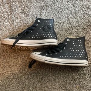 Converse studded size 6